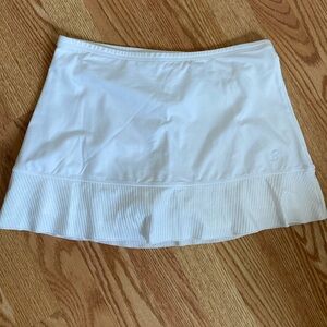 Sofibella White Tennis Skort Size Medium